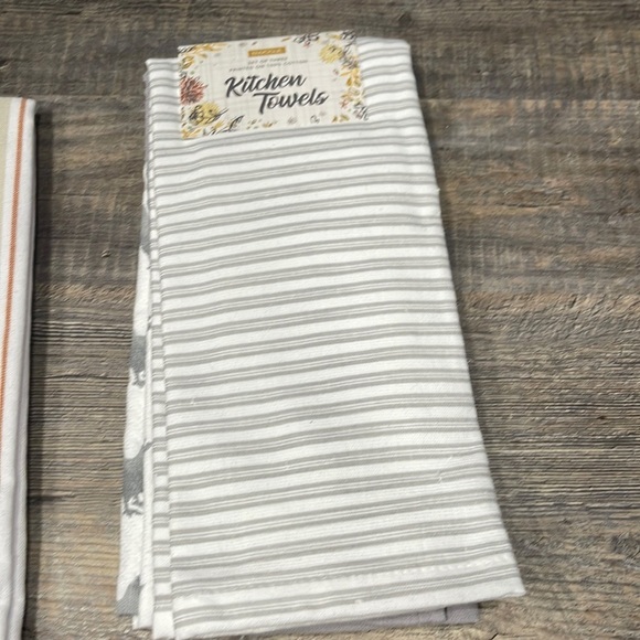 - 2 pack (5 towels) towels - Picture 6 of 12